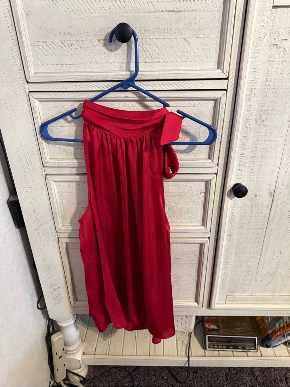 LOFT Red Sleeveless Halter Tie Neck Blouse